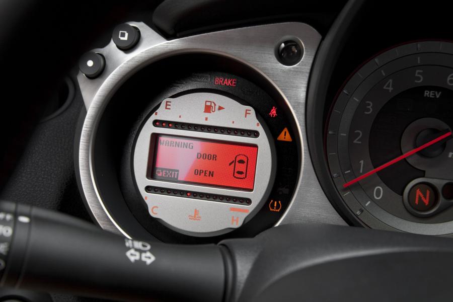  Nissan 370Z by Nismo 2009 года  (фото 22 из 50)